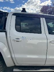 View Auto part Tonneau/Cover Volkswagen Amarok 2011