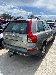 View Auto part Radiator Volvo Xc90 2008