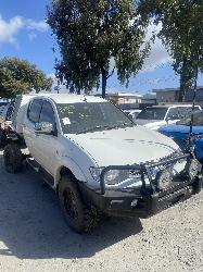 View Auto part Transfer Case Mitsubishi Triton 2014