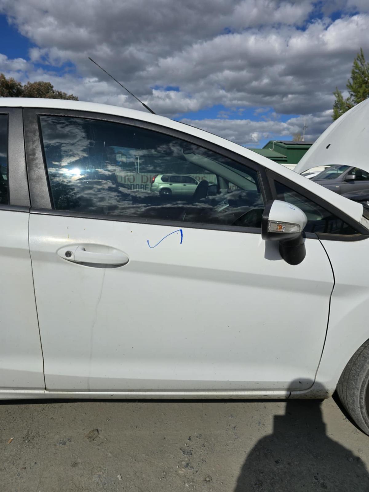 2011 Ford Fiesta Heater/Ac Controls View Auto part Heater/Ac Controls Ford Fiesta 2011