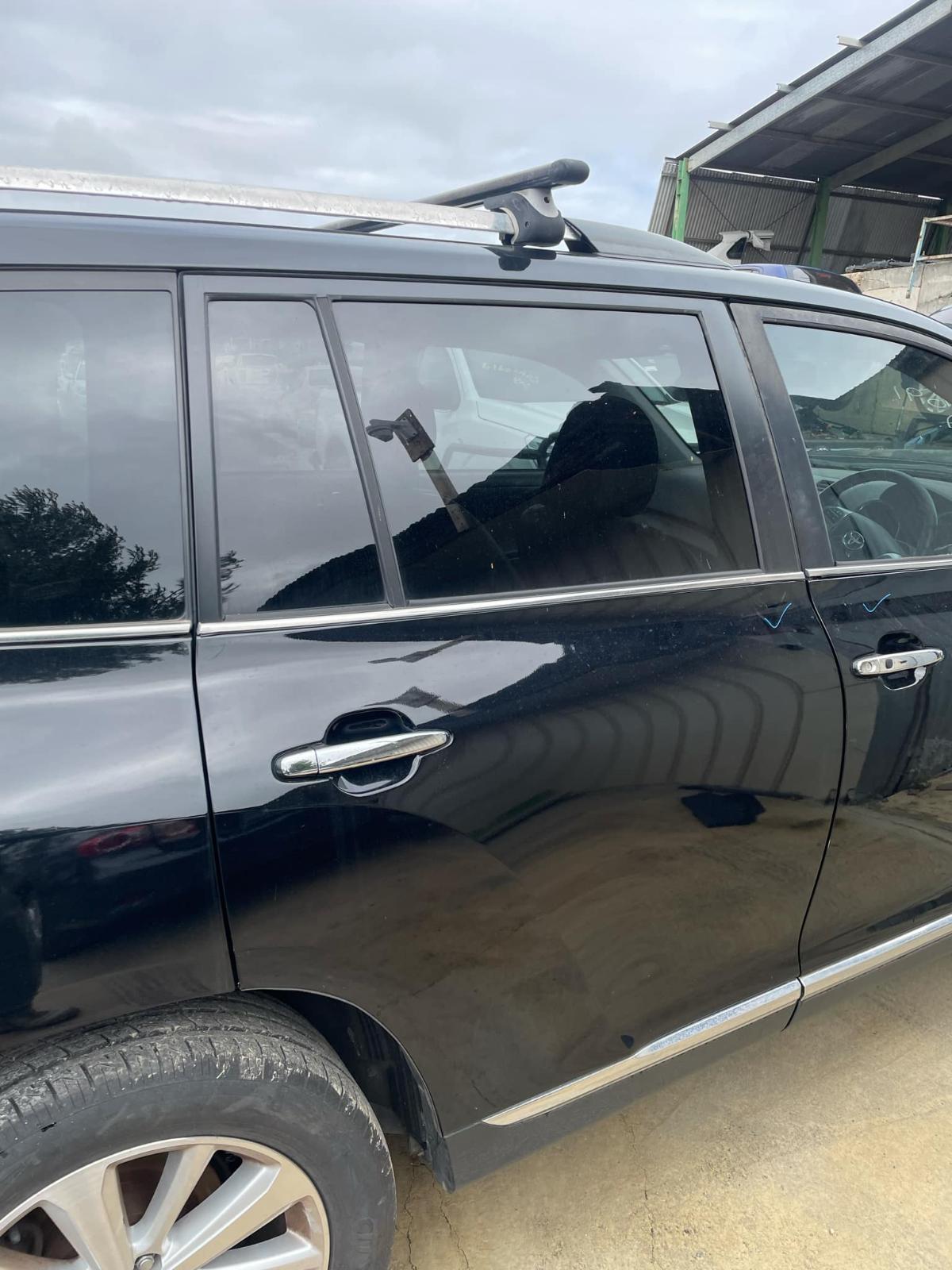 View Auto part Towbar Toyota Kluger 2010