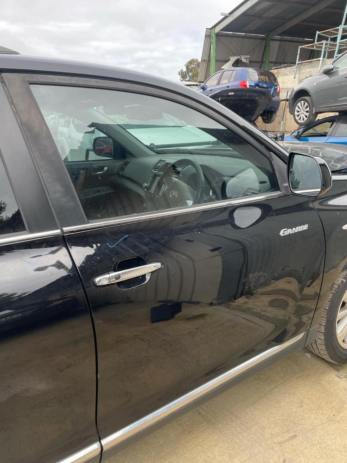 View Auto part Towbar Toyota Kluger 2010