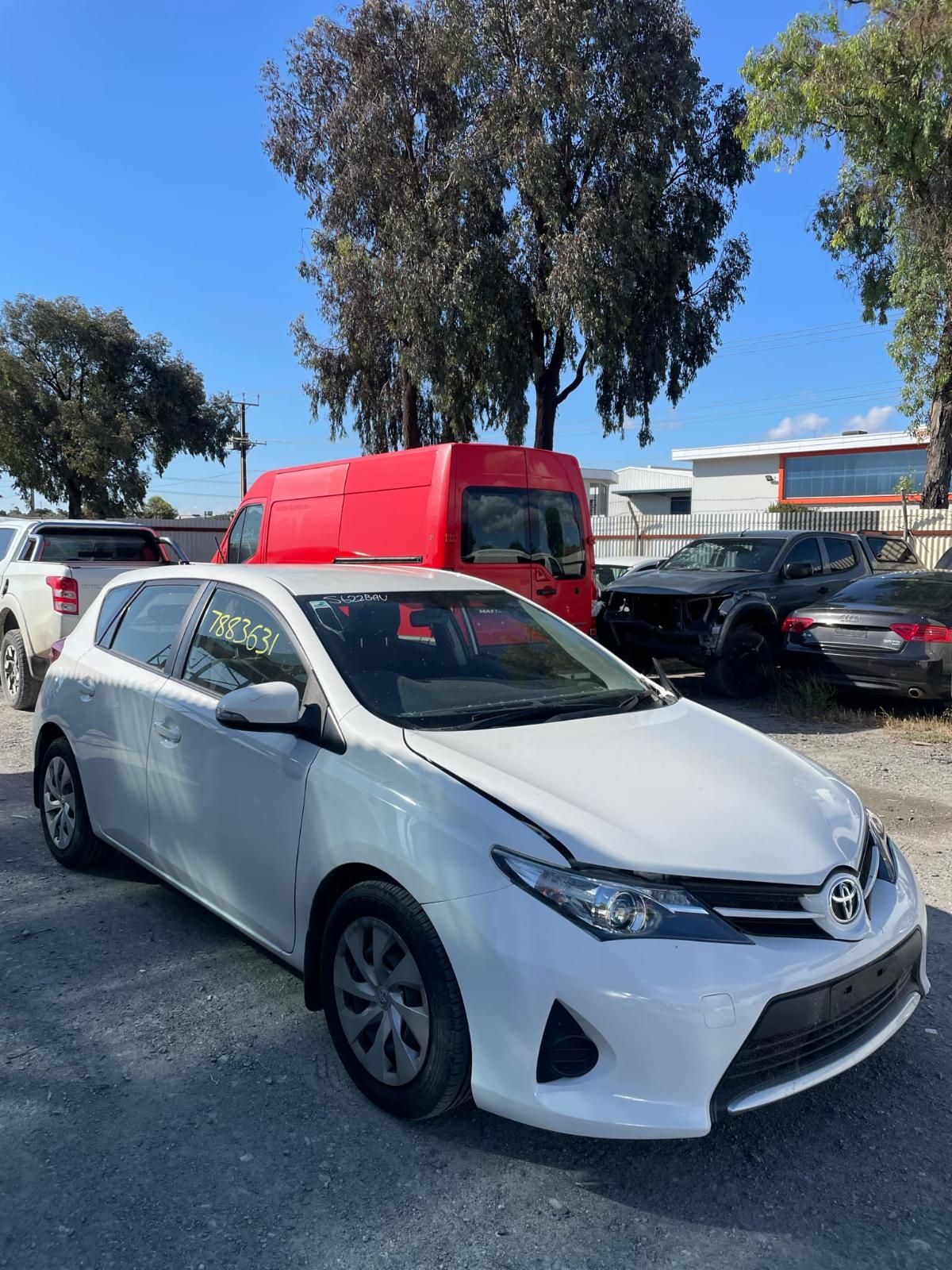 View Auto part Wheel Standard/Steel Toyota Corolla 2014