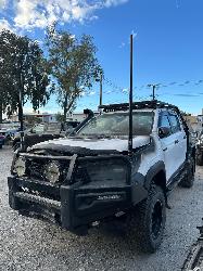 View Auto part Towbar Toyota Hilux 2020