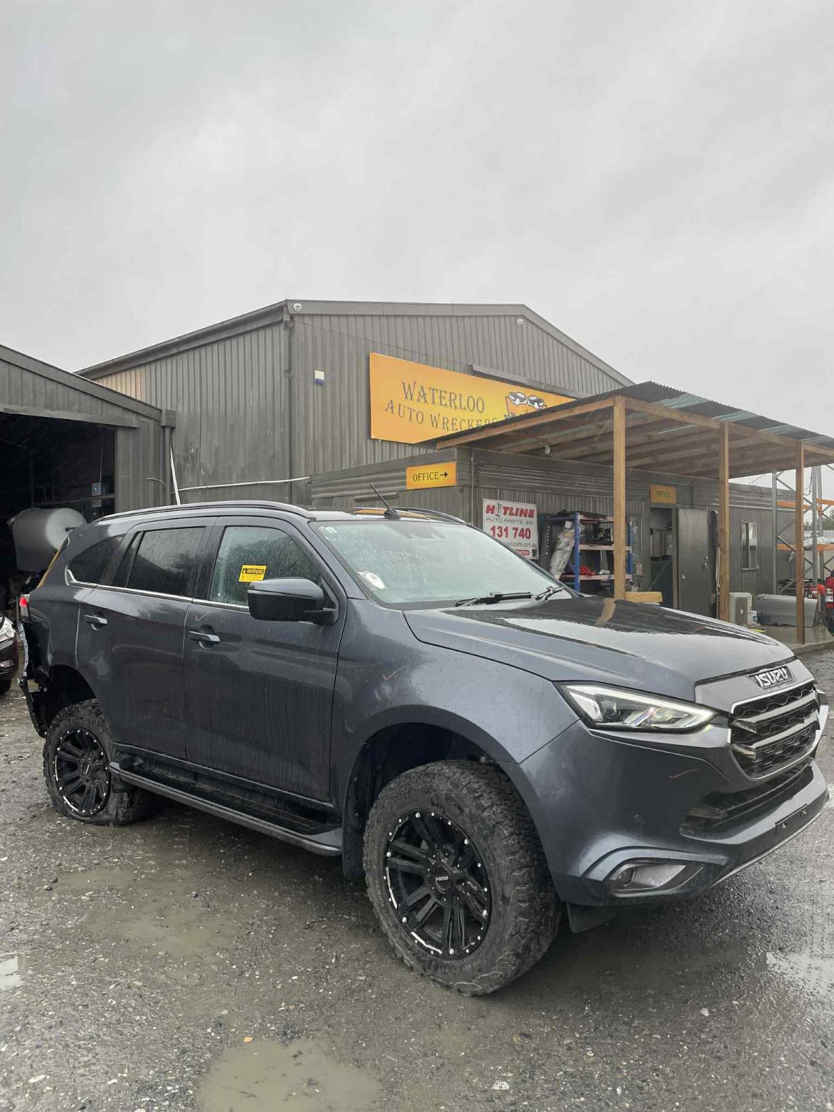 2023 Isuzu Mu-x Left Guard Liner View Auto part Left Guard Liner Isuzu Mu-x 2023