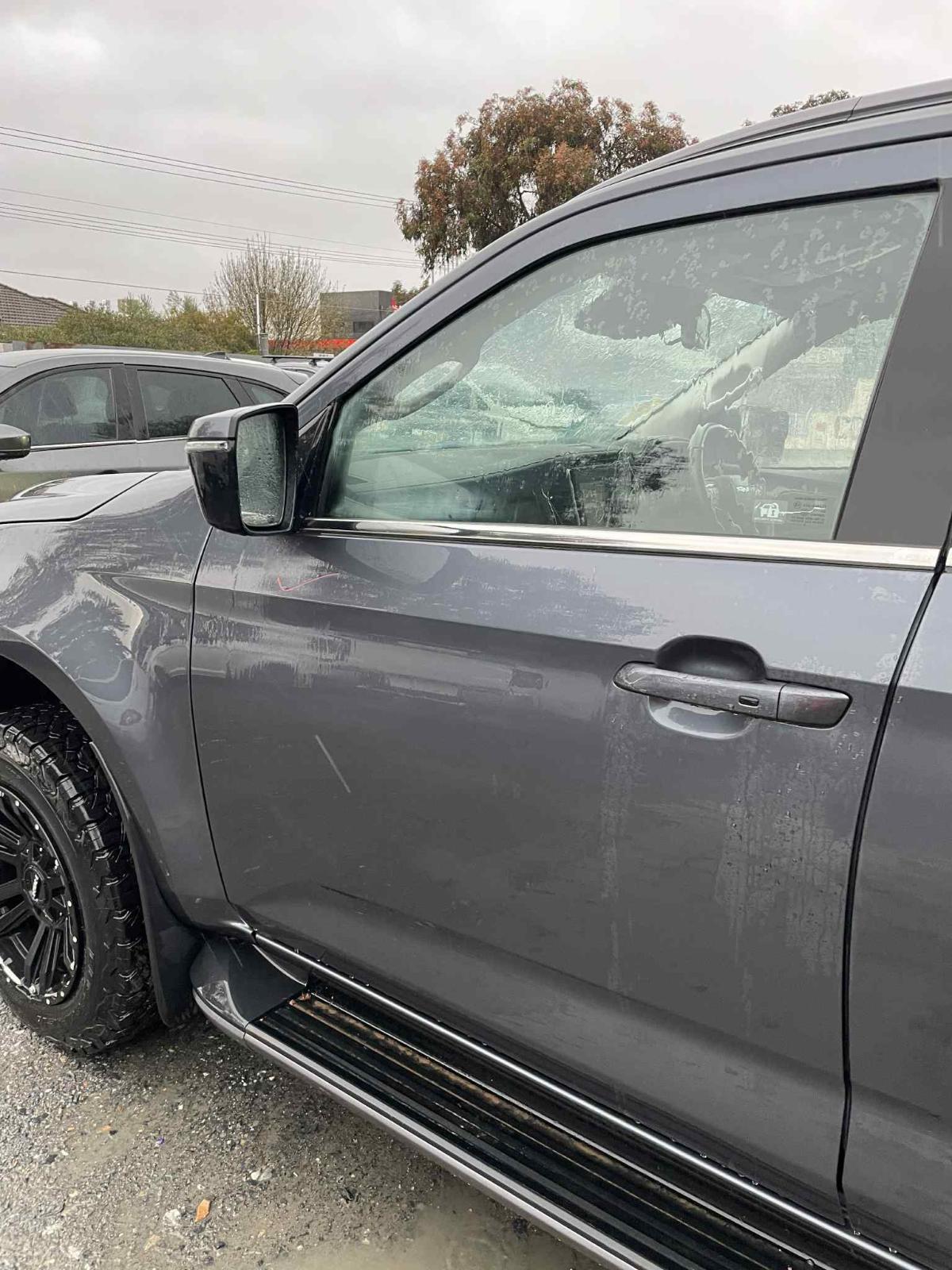 2023 Isuzu Mu-x Left Guard Liner View Auto part Left Guard Liner Isuzu Mu-x 2023