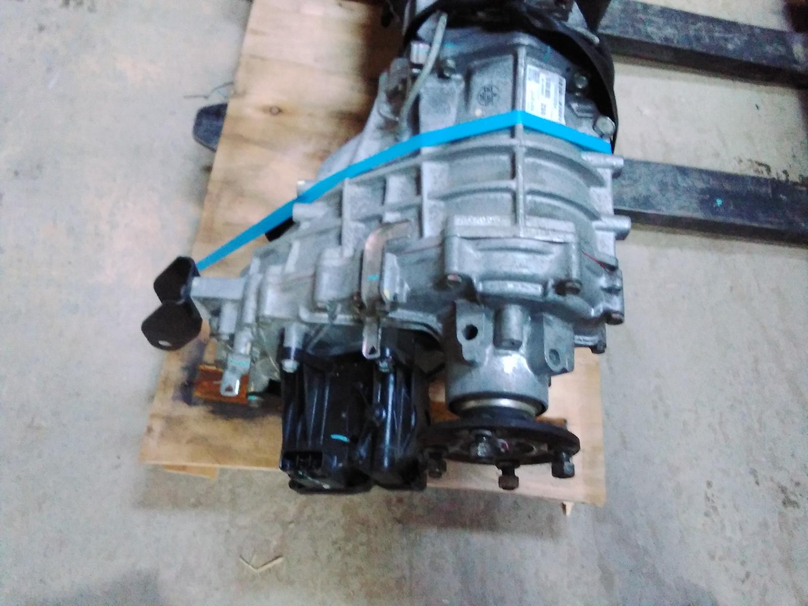 View Auto part Transfer Case Mitsubishi Triton 2014