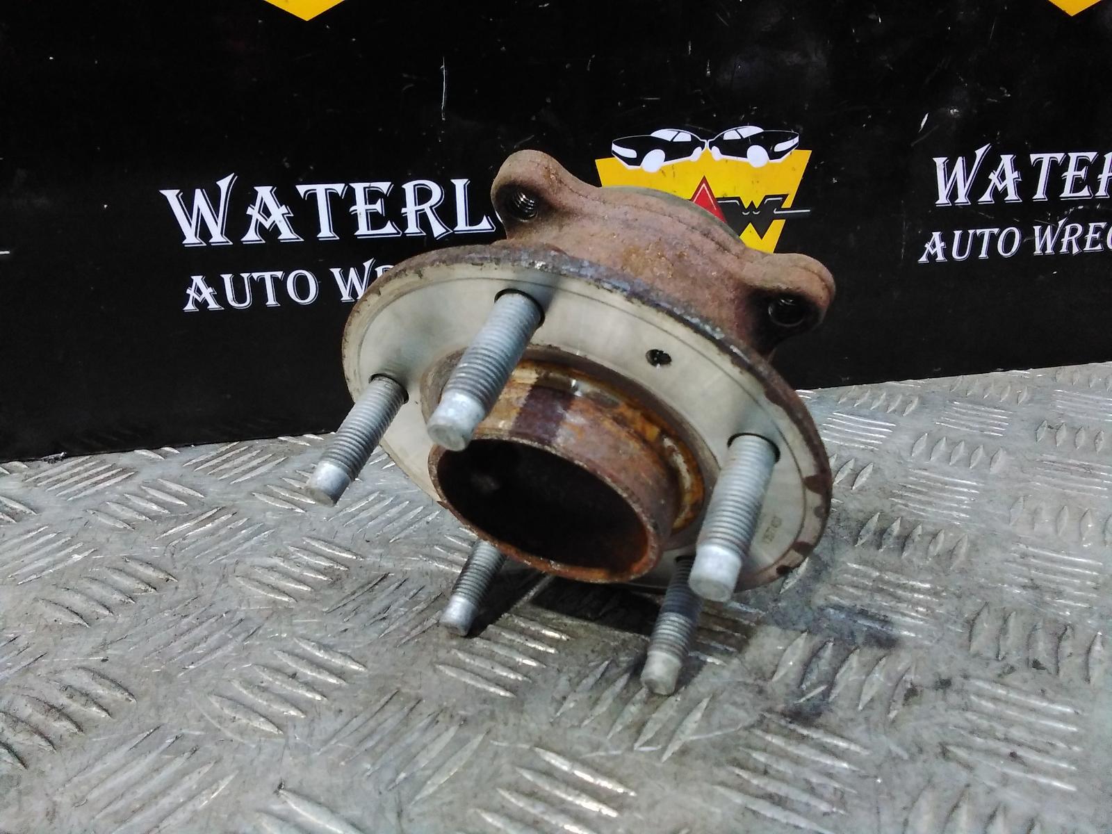 2013 Holden Cruze Right Rear Hub Assembly View Auto part Right Rear Hub Assembly Holden Cruze 2013