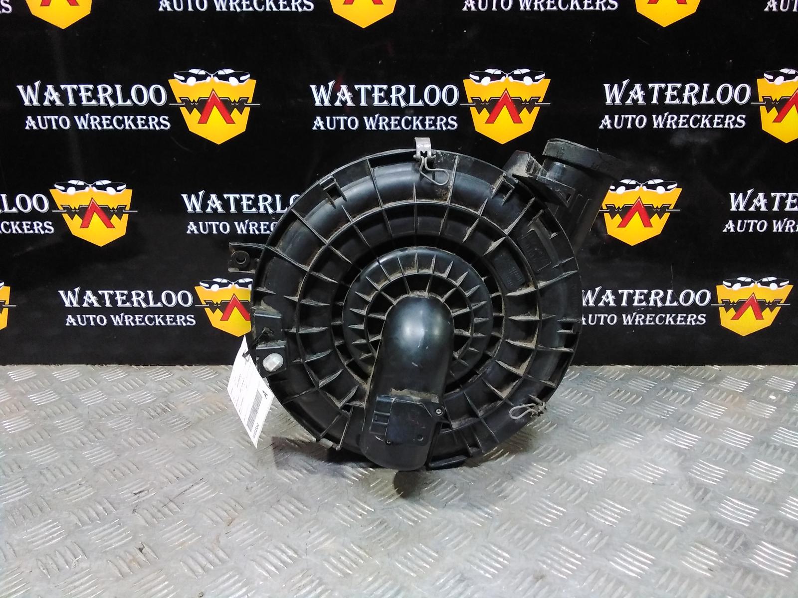 View Auto part Air Cleaner/Box Toyota Hilux 2012