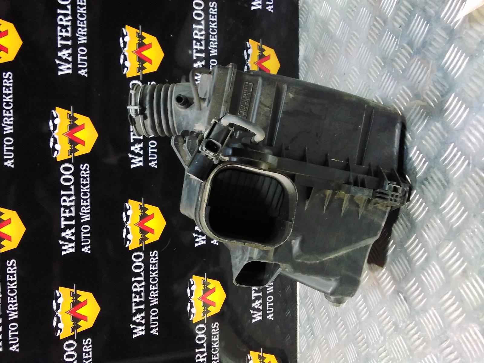 View Auto part Air Cleaner/Box Toyota Kluger 2010