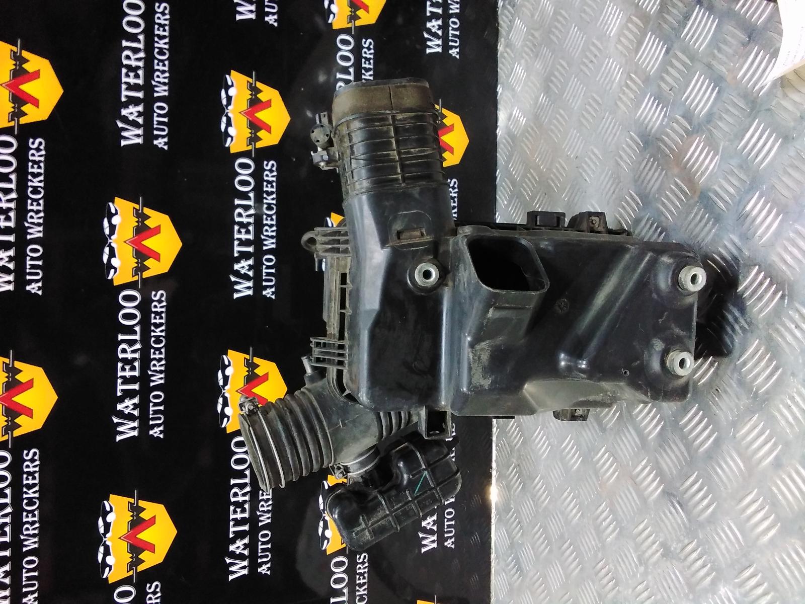 View Auto part Air Cleaner/Box Toyota Kluger 2010