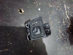 View Auto part Misc Switch/Relay Mitsubishi Triton 2020