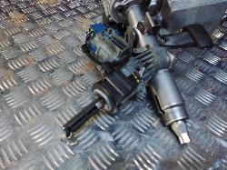 View Auto part Ignition W/ Key Ford Fiesta 2011