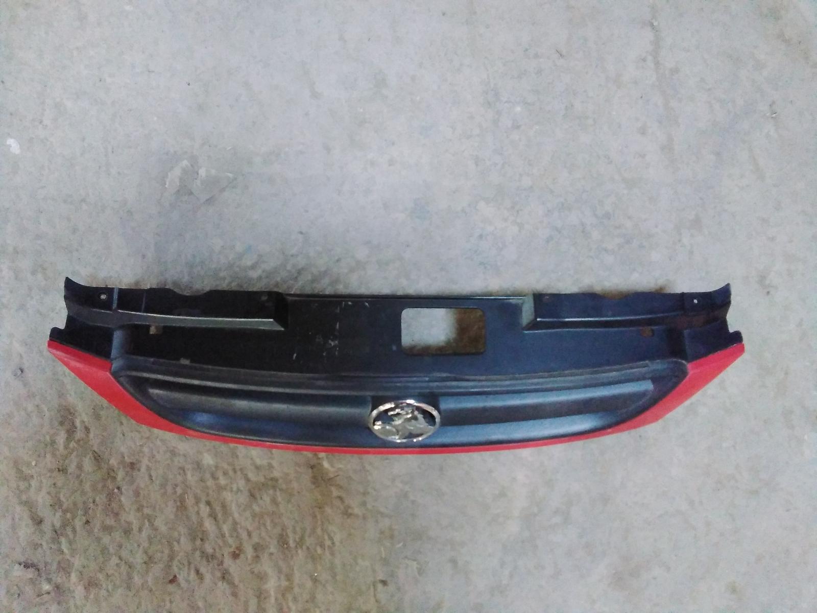 2008 Holden Viva Grille View Auto part Grille Holden Viva 2008