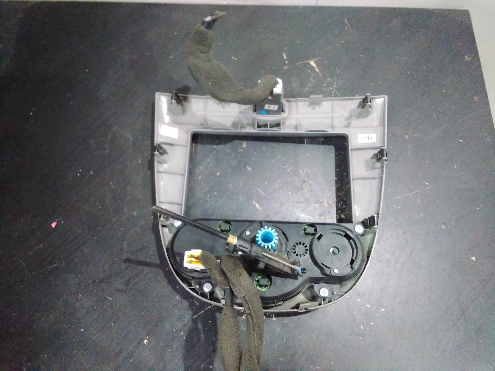 2008 Holden Viva Heater/Ac Controls View Auto part Heater/Ac Controls Holden Viva 2008