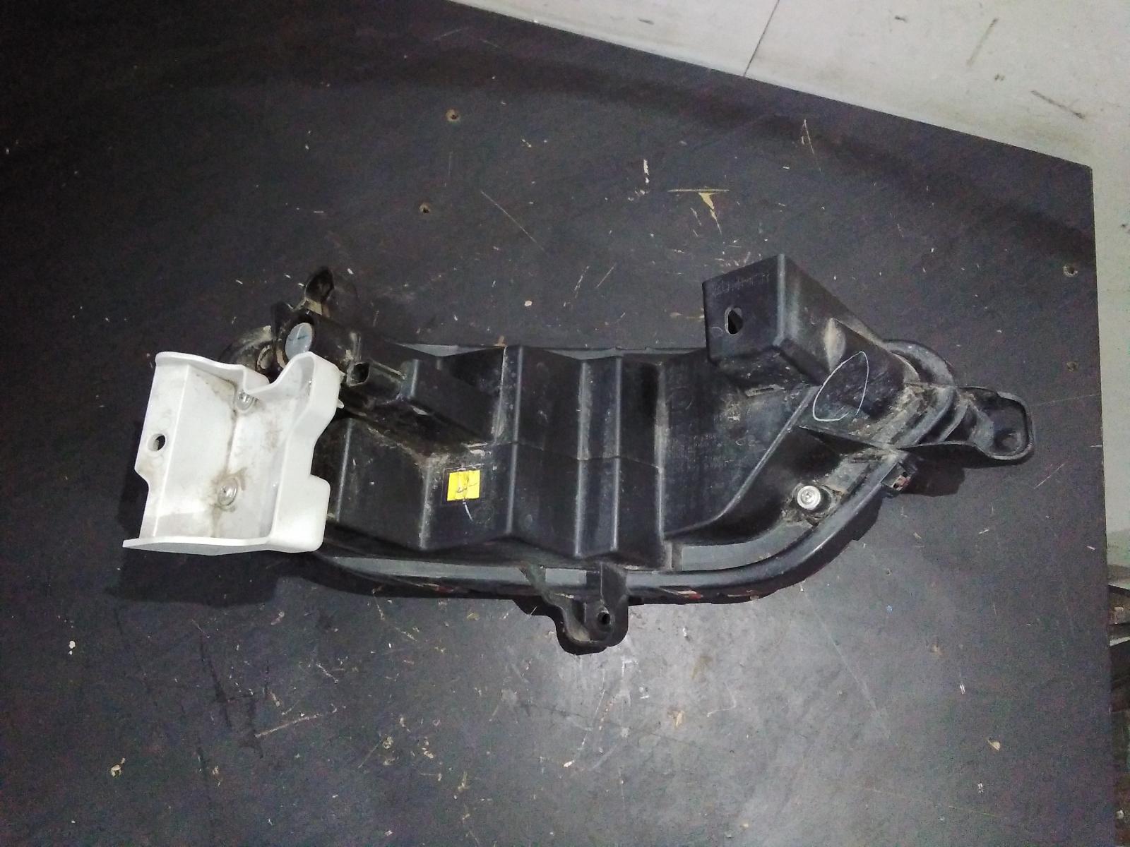 View Auto part Right Taillight Mazda Cx5 2018