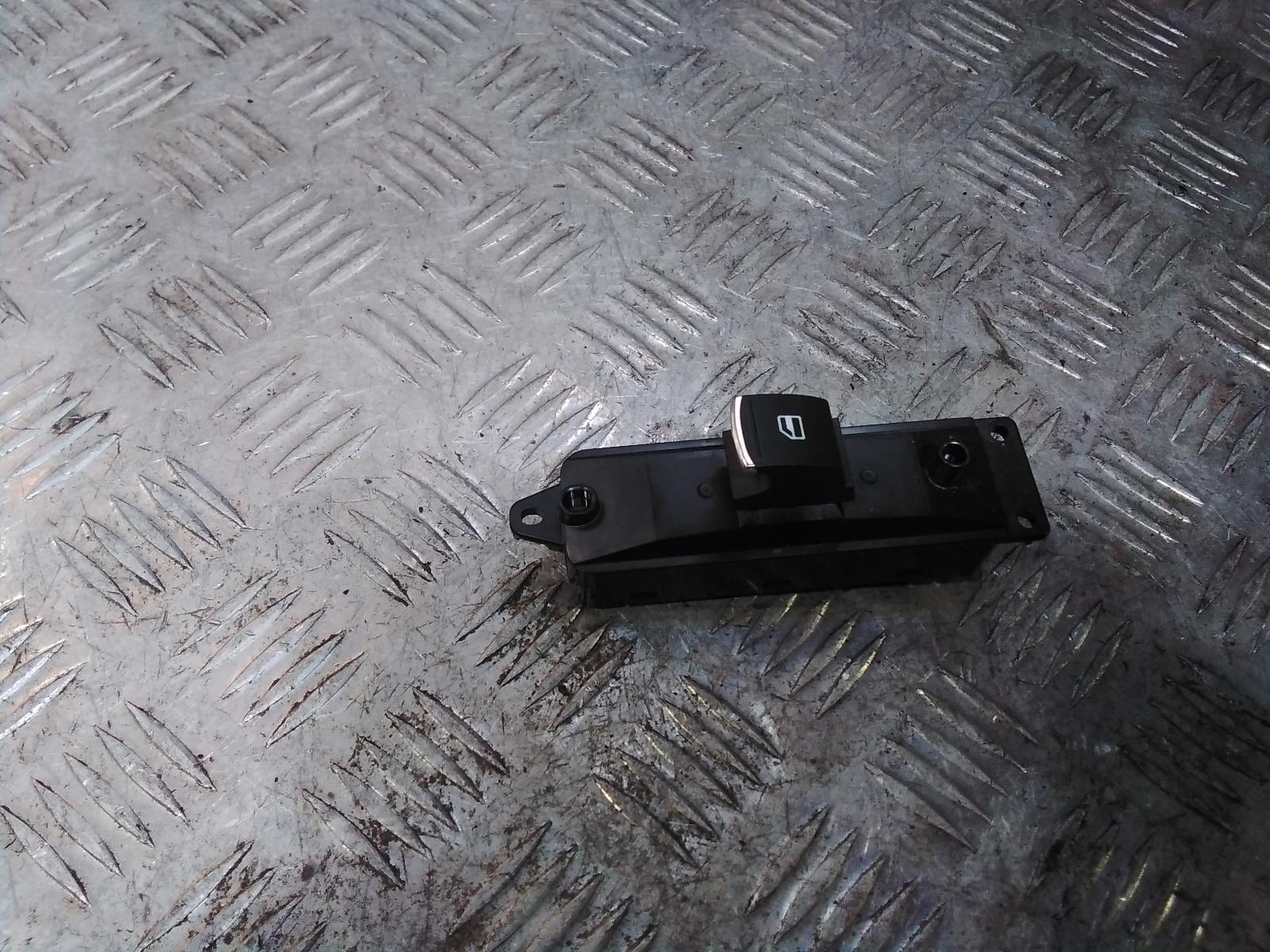 View Auto part Pwr Dr Wind Switch Great Wall Cannon Ute 2023